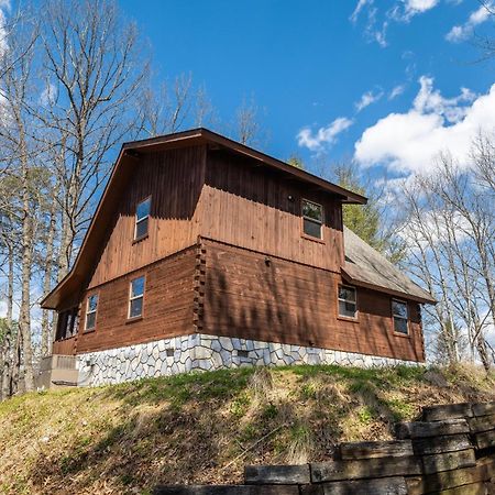 Dudley III By Avantstay Cosy Mountain Home W Hot Tub Great Views Pigeon Forge Esterno foto